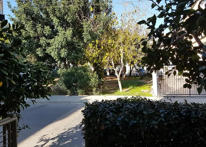 Kerynia アパート パ フォス