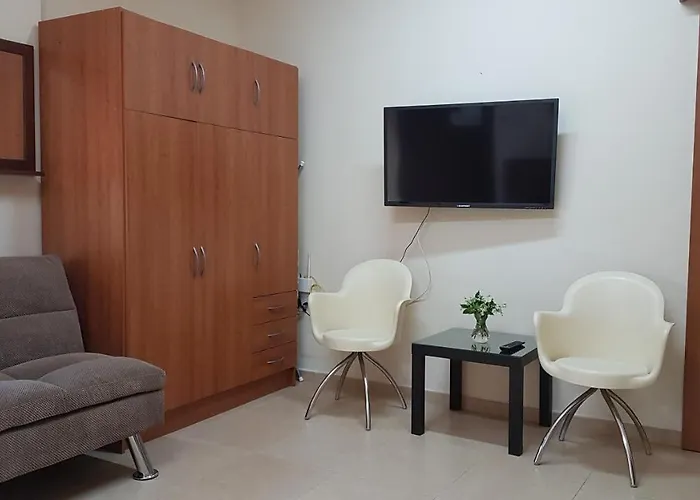 Kerynia * パ フォス